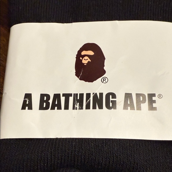 Hello Kitty Rhinestone Earrings - Picture 9 of 9